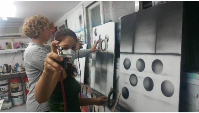 ‏‏תלמידי הקורס להכשרת ציירי איירבראש וקירות